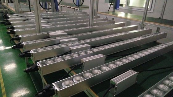 120W LED Plant Grow Light Epistar / Bridgelux LED Chip 1200*50*50mm Dimension